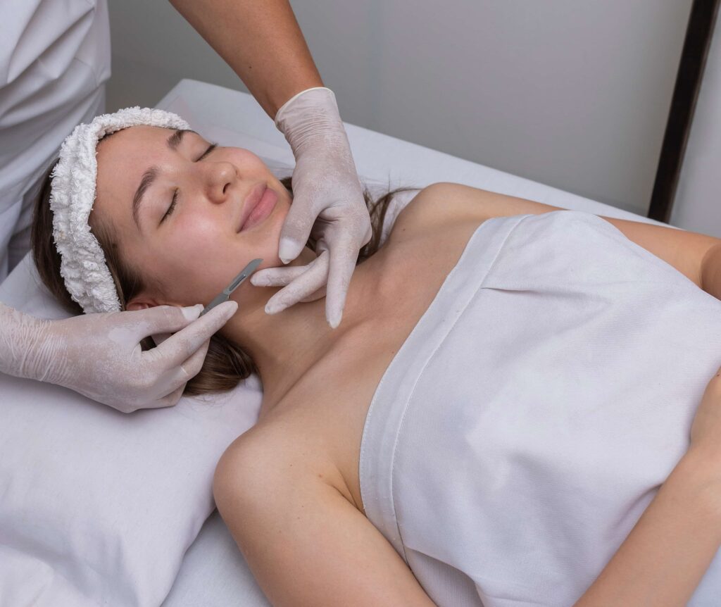 The Benefits of Dermaplaning A Safe and Effective Way to Exfoliate Your Skin